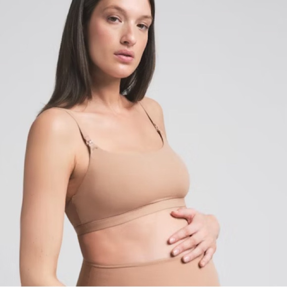SKIMS Fits Everybody Maternity Nursing Scoop Bralette